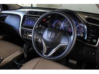 2016 Honda City 1.5 V i-VTEC AT สีขาว เกียร์ออโต้  มือแรกออกห้าง ไม่มีอุบัติเหตุหนักมาก่อน รูปที่ 13